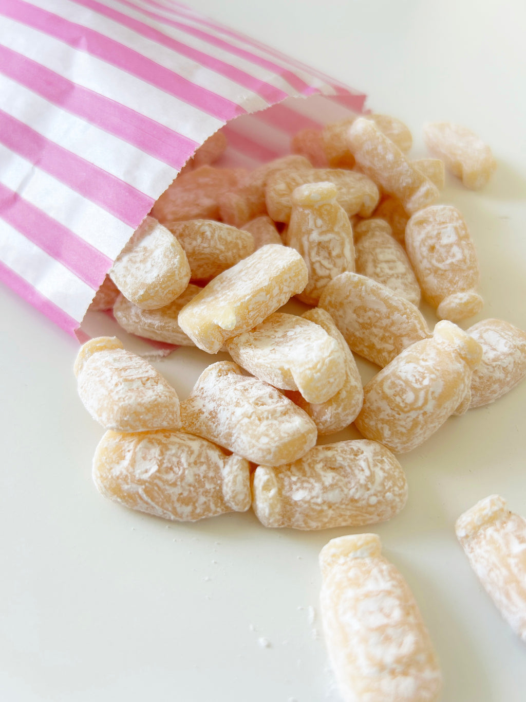 Barratt Milk Bottles traditional creamy chewy sweets