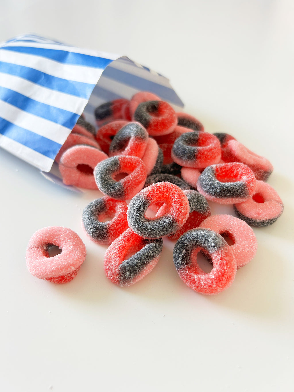 Blackcurrant Rings fizzy blackcurrant gummy sweets