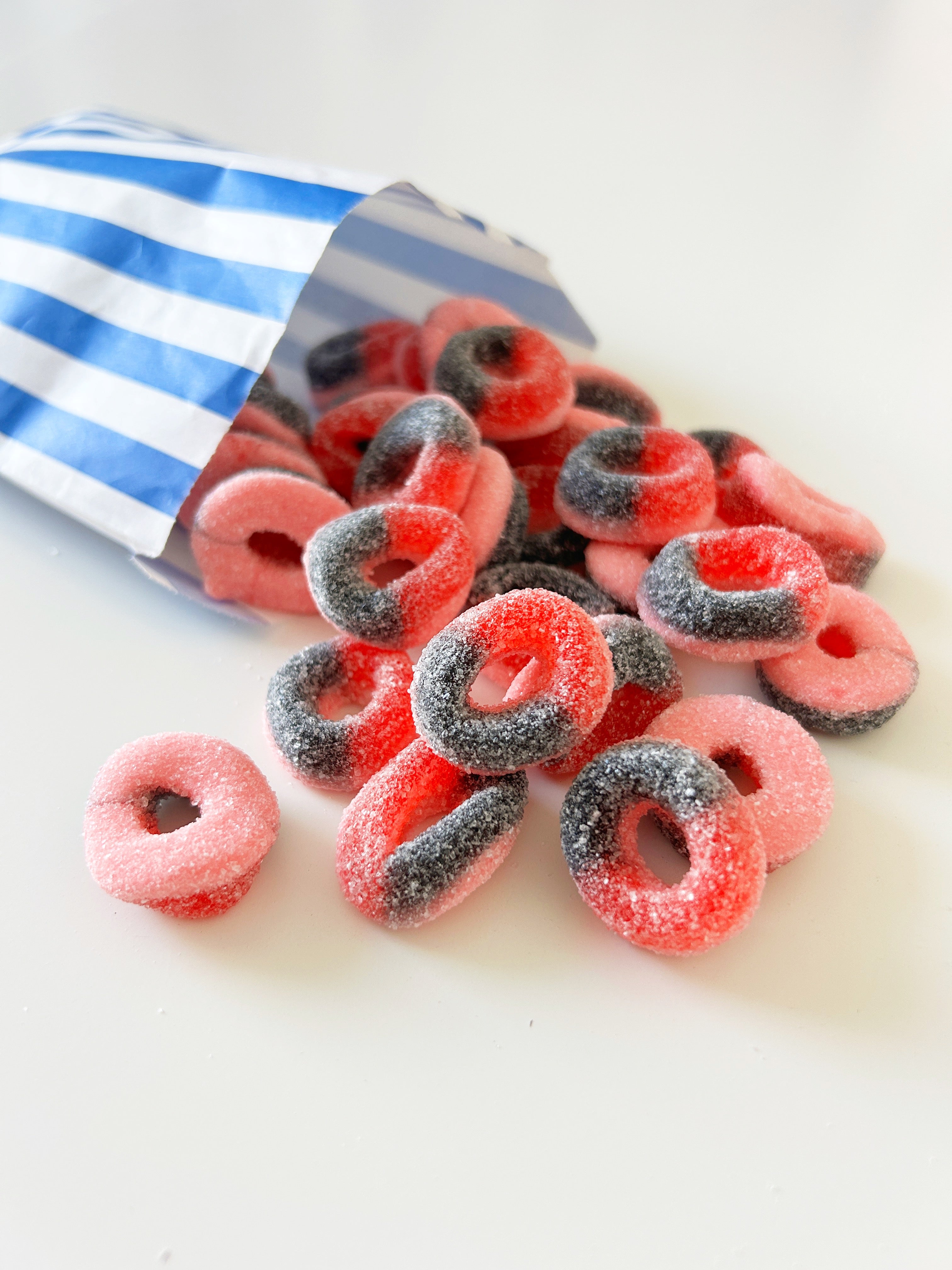 Blackcurrant Rings fizzy blackcurrant gummy sweets