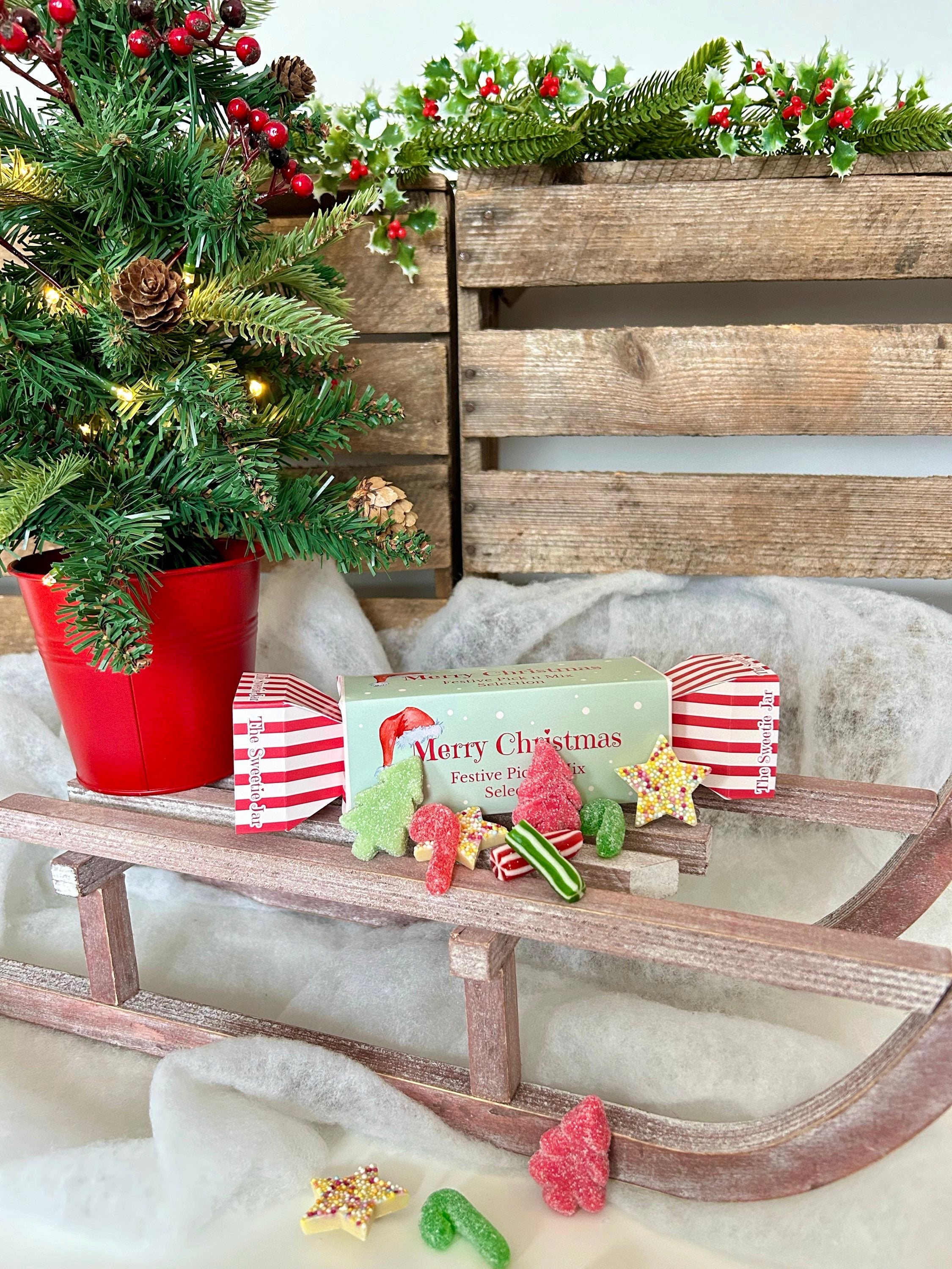 Pick 'n' Mix Christmas Cracker image 1