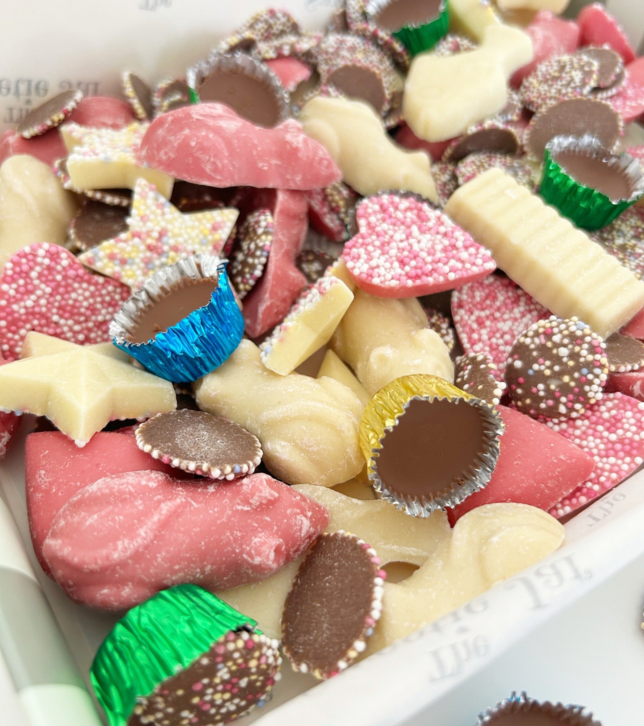 Chocoholic Pick 'n' Mix Box image 0