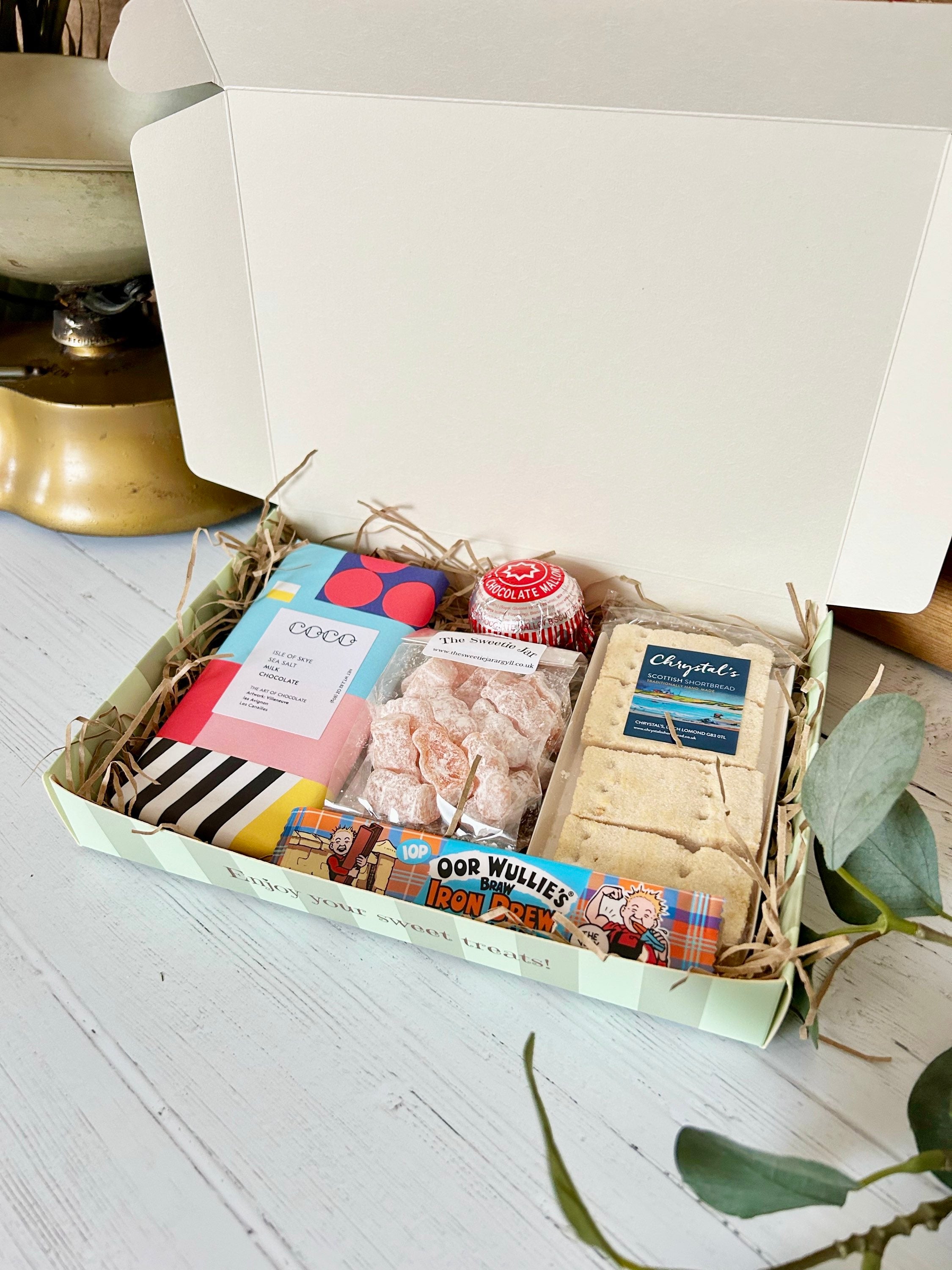 Mini Taste of Scotland Hamper image 2