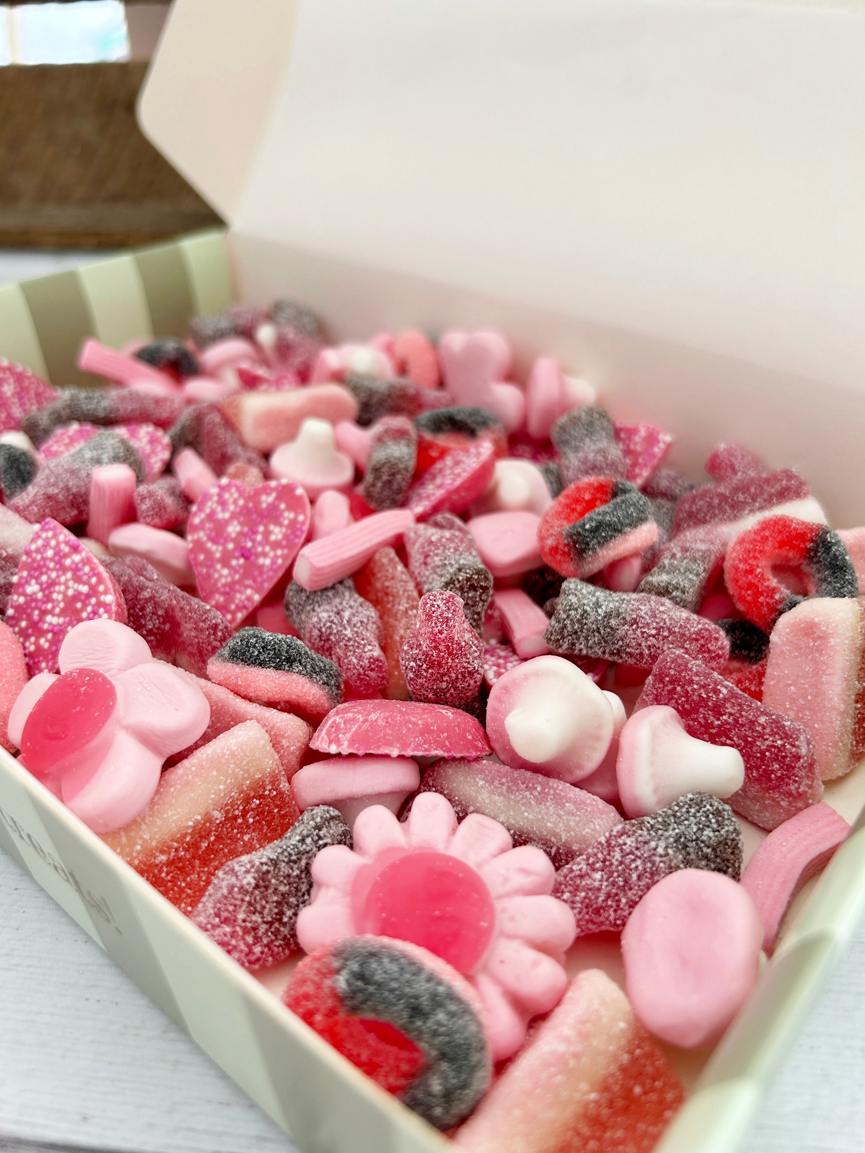 Pretty in Pink Pick 'n' Mix Box