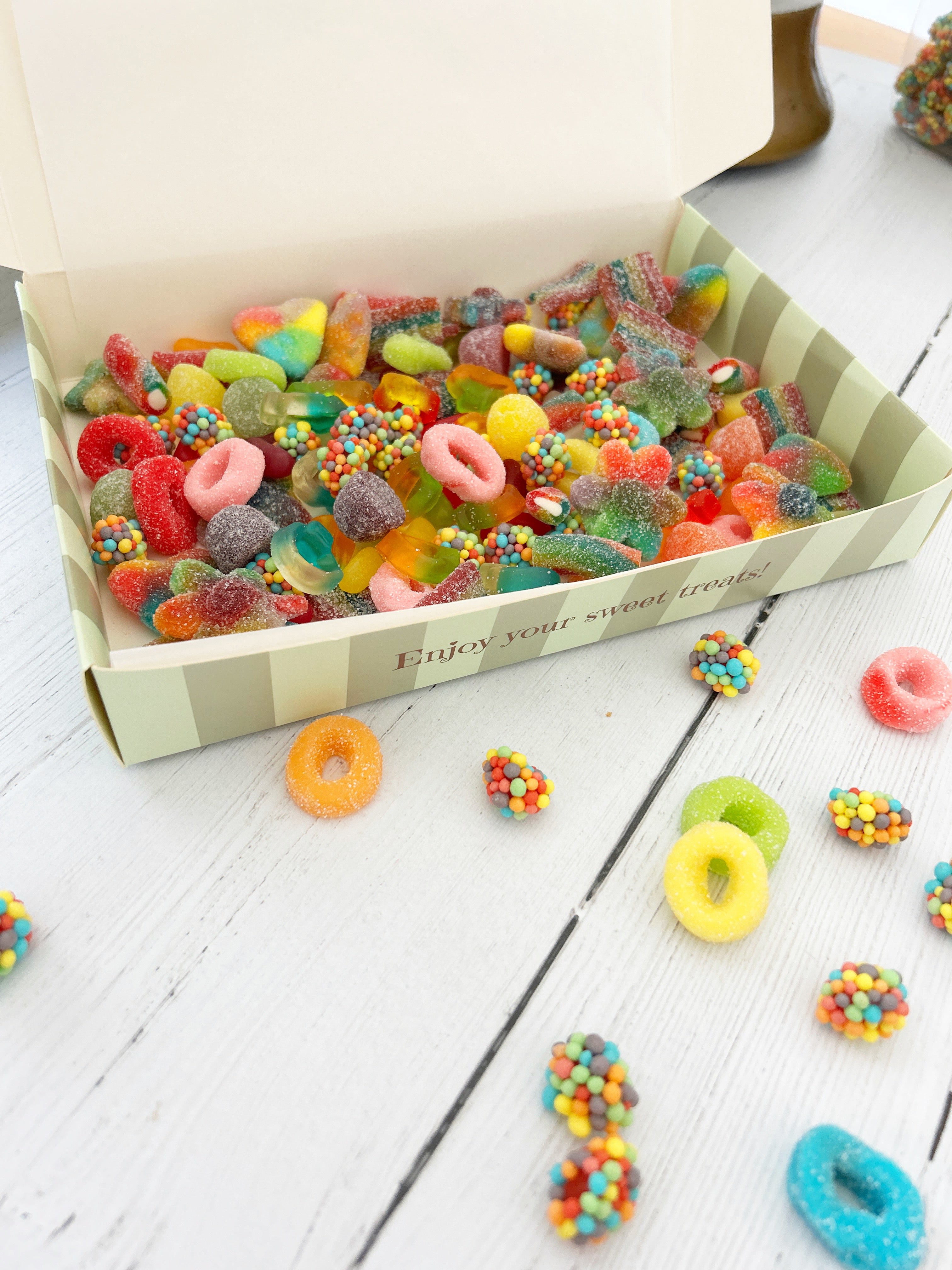 Rainbow Pick 'n' Mix Box