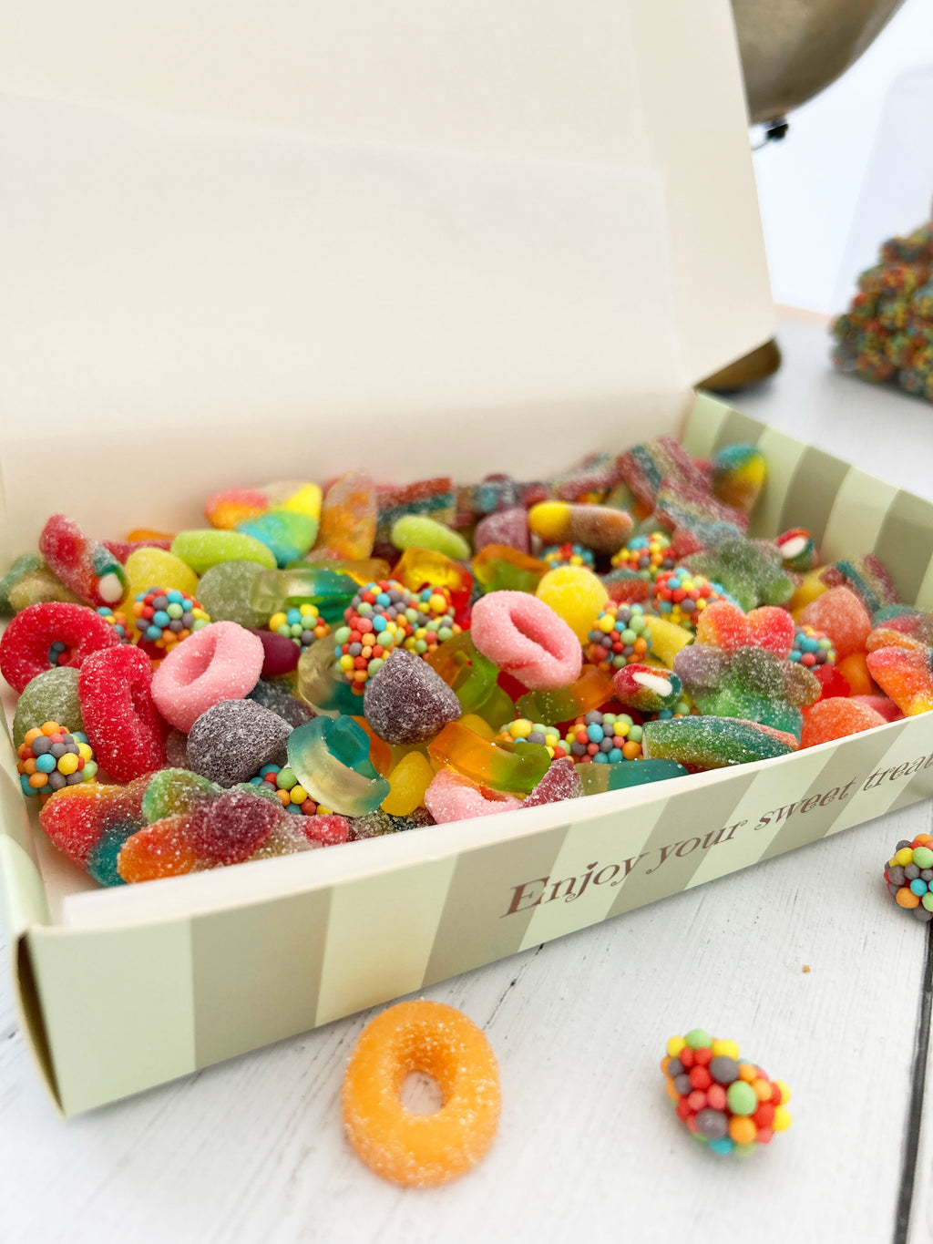 Rainbow Pick 'n' Mix Box