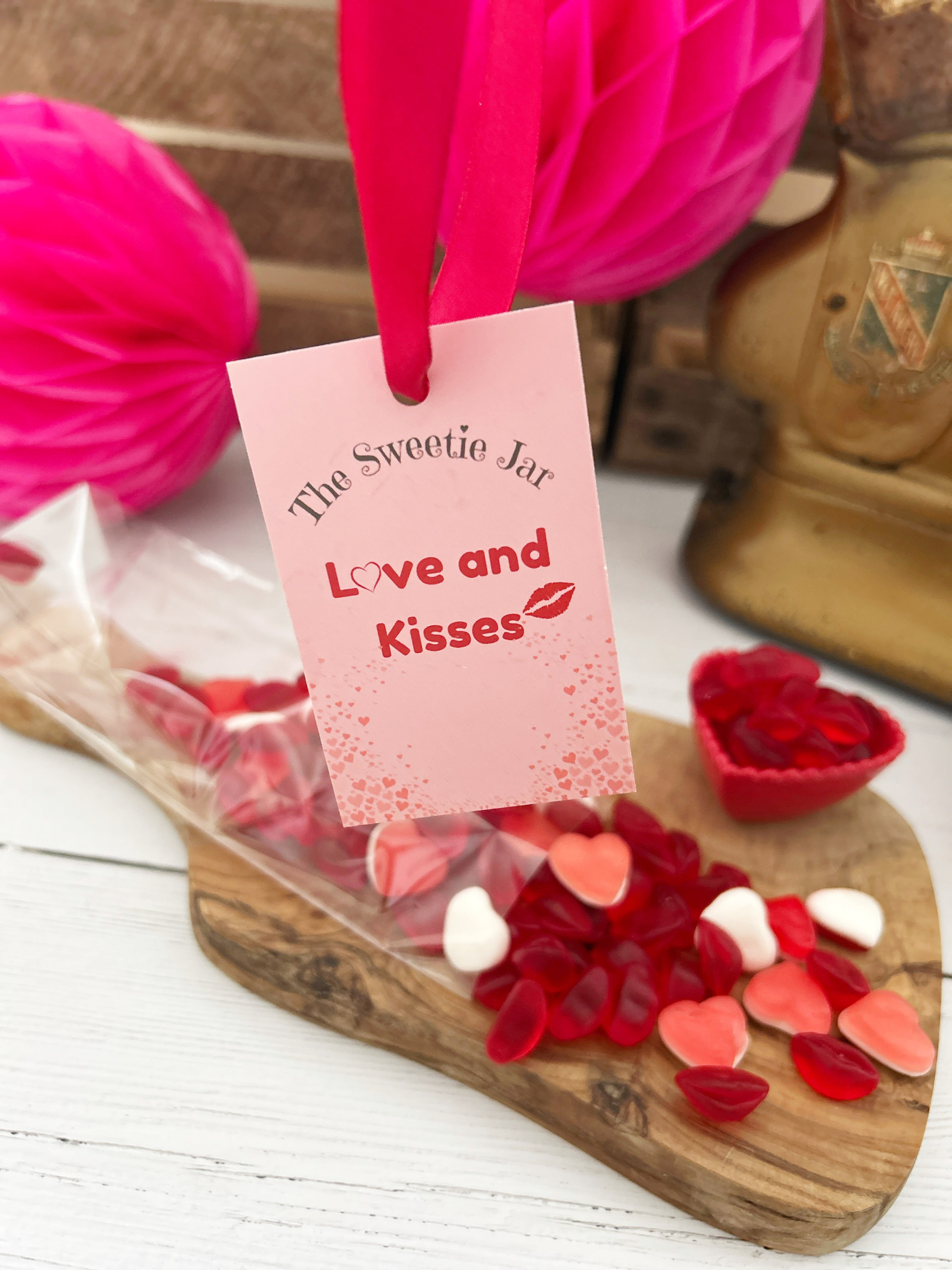 'Love & Kisses' Jelly Sweets