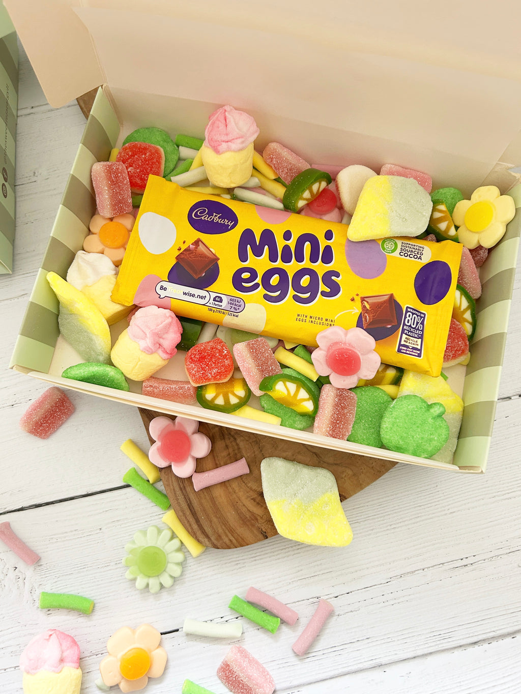Mother's Day Pick 'n' Mix Box with Chocolate Bar
