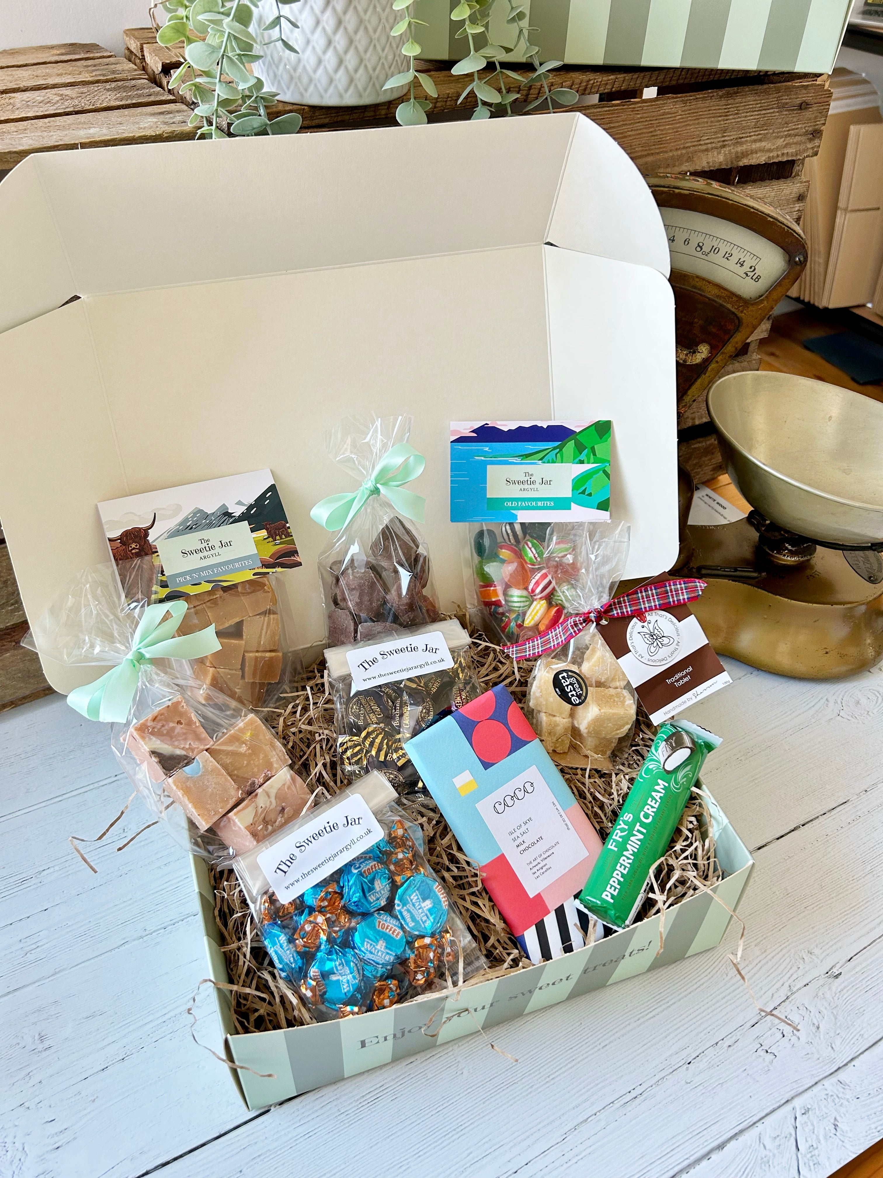 Ultimate Indulgence Hamper image 2